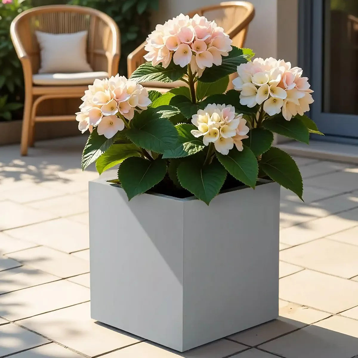 IDEALIST Lite Contemporary Flower Box Square Garden Planter, Faux Lead Light Concrete Outdoor Large Plant Pot H60 L60 W60 cm, 195L