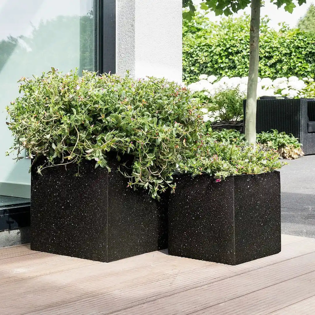 IDEALIST Lite Contemporary Flower Box Square Garden Planter, Light Concrete Outdoor Large Plant Pot H40 L40 W40 cm, 65L